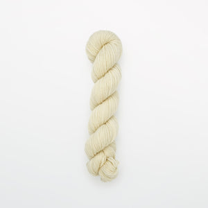 white fingering yarn, undyed yarn, non-superwash, 218 yards, bluefaced leicester wool