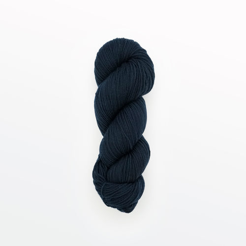 Denim DK yarn, logwood, dark blue, naturally dyed yarn, non-superwash, 260 yards, Merino/Rambouillet cross wool