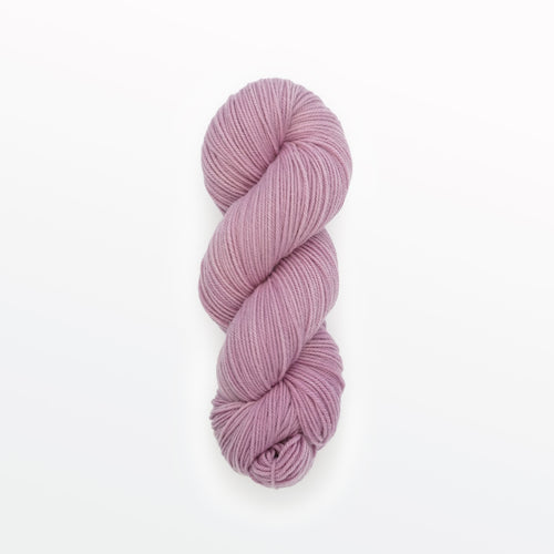 Lavender DK yarn, madder root, light pink, naturally dyed yarn, non-superwash, 260 yards, Merino/Rambouillet cross wool