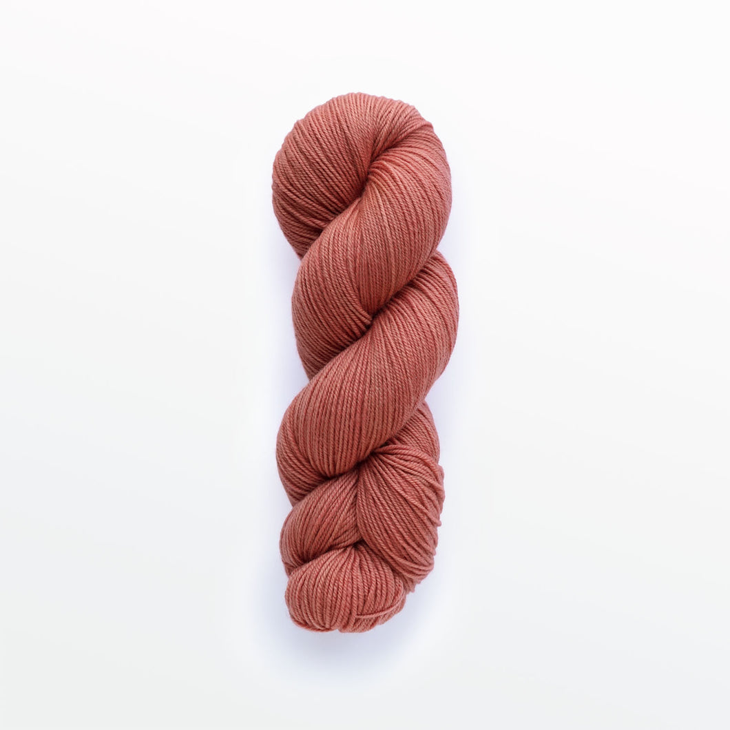 marmalade fingering yarn, madder root, rusty orange, naturally dyed yarn, non-superwash, 450 yards, merino/rambouillet cross wool