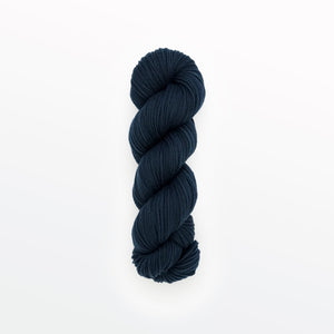 Denim worsted yarn, logwood, dark blue, naturally dyed yarn, non-superwash, 240 yards, Merino/Rambouillet cross wool