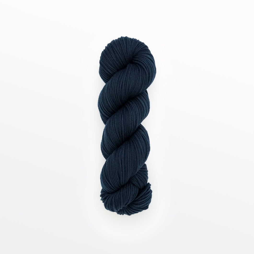 Denim worsted yarn, logwood, dark blue, naturally dyed yarn, non-superwash, 240 yards, Merino/Rambouillet cross wool